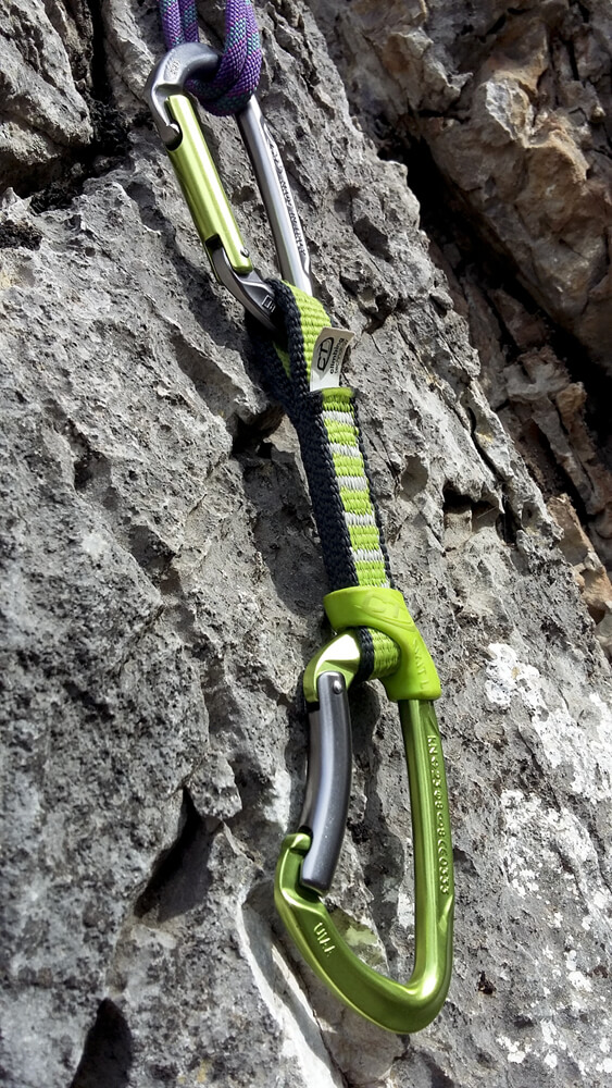 attrezzatura alpinismo - rinvii