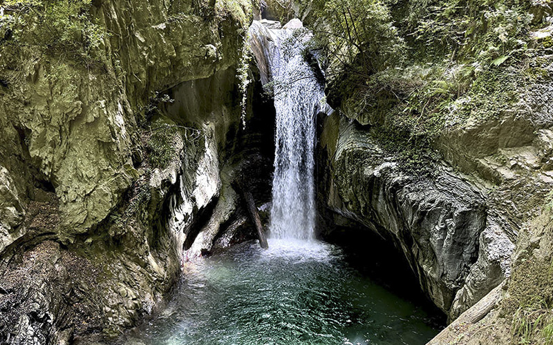 Cascata Fauzofili