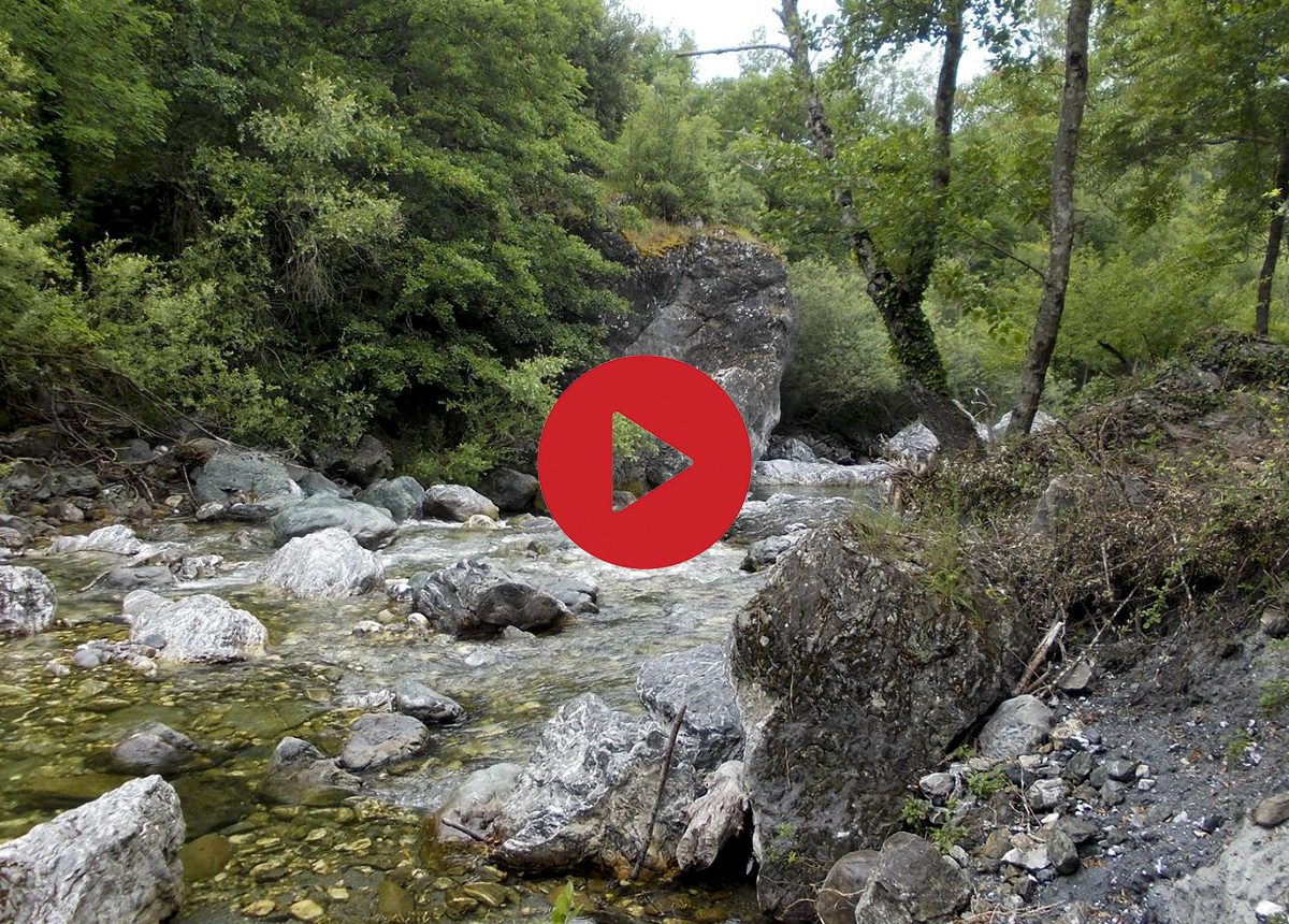 Rocce modellate dal tempo: il cuore delle Pietre Tonanti &copy;Egidio De Maria