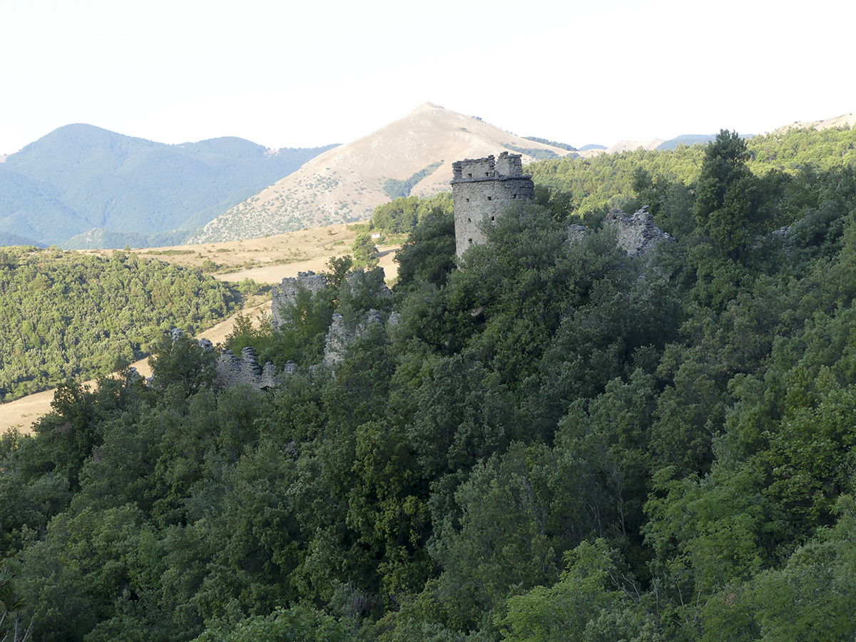 Panorama ruderi Colloreto ©Gruppo Speleo Pollino