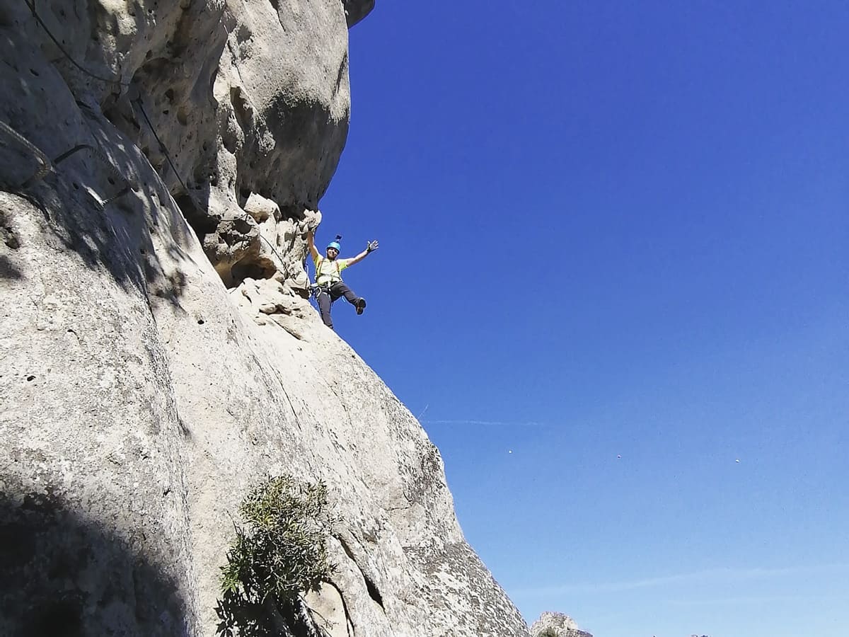 Escursionista sul tratto attrezzato della Salemm &copy;Antonio Di Paola